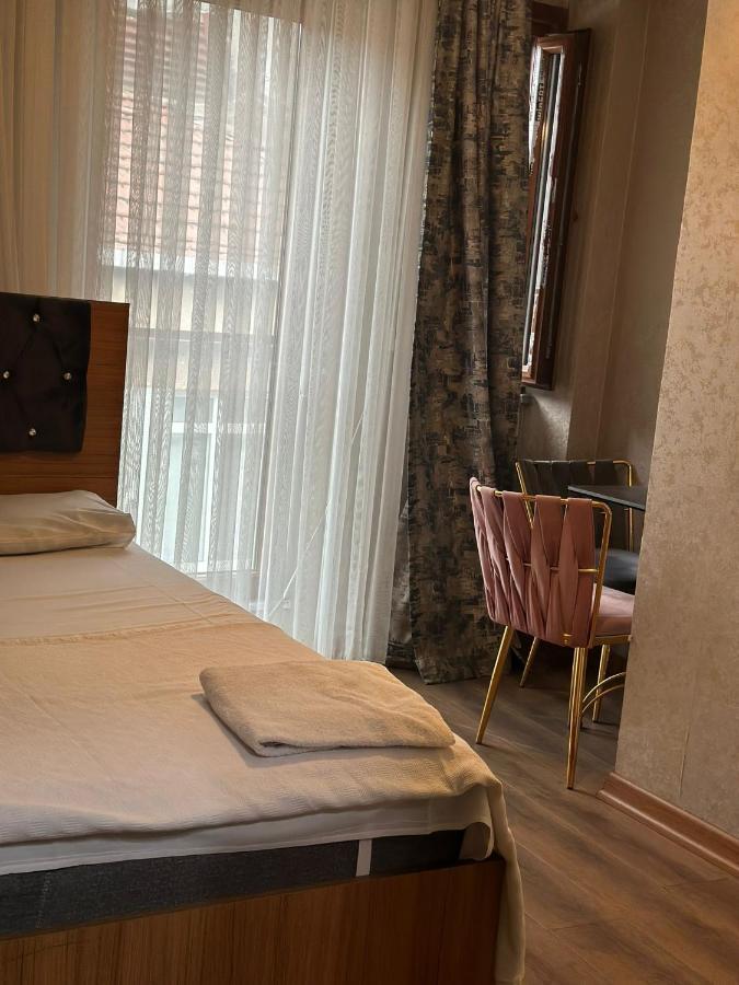 Kral Hotel อิสตันบูล ภายนอก รูปภาพ