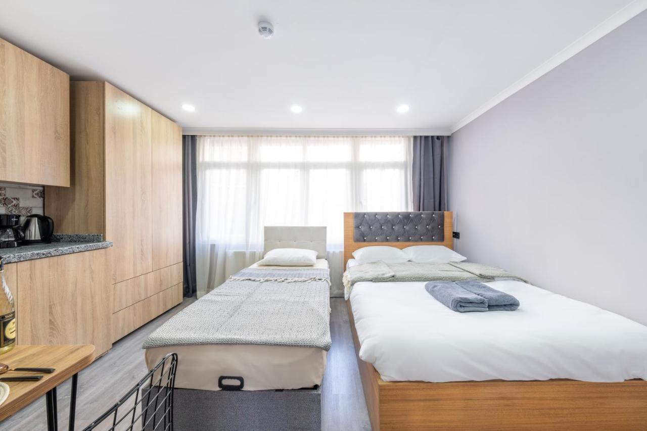 Kral Hotel อิสตันบูล ภายนอก รูปภาพ